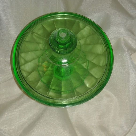 Depression Glass Vintage Candy dish - Picture 4 of 4